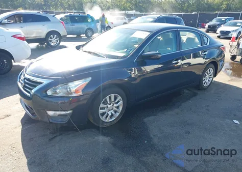 2015 Nissan Altima 2.5 S из США, поврежденный, VIN 1N4AL3AP2FC267663